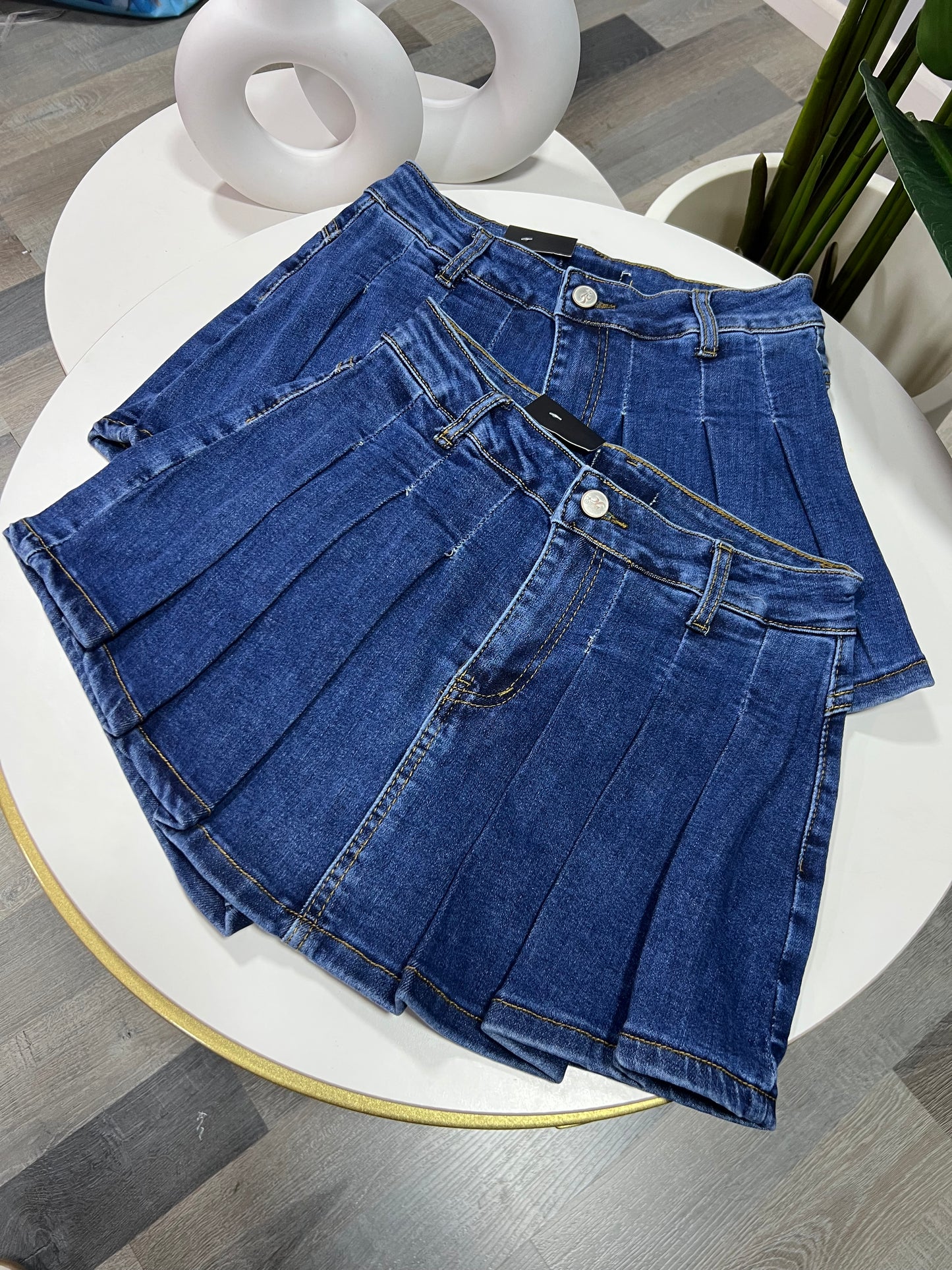 Falda short tableada